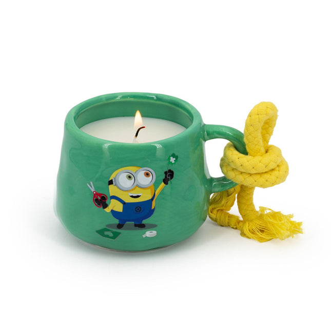 Vonná svíčka Minions v keramickém hrnku – ovocná a květinová