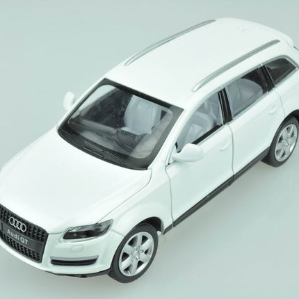 Kovový model Msz Audi Q7, měřítko 1:24