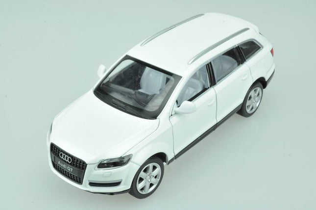 Kovový model Msz Audi Q7, měřítko 1:24