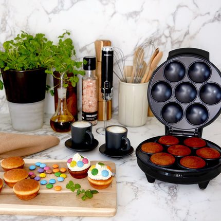 Muffinovač keramický na 7 muffinů 700W MM400 černý