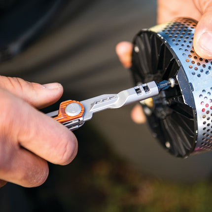 Multifunkční nástroj Armbar Slim Drive s kroužkem na klíče Onyx
