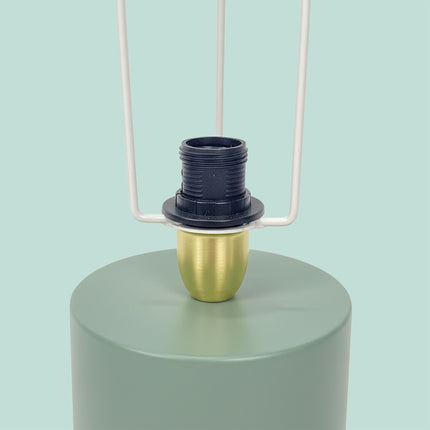 Stolní lampa houba – minimalistický kovový design, zlatý detail