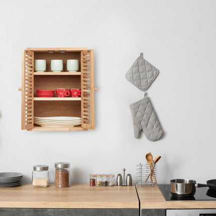 Schmaler Holzschrank