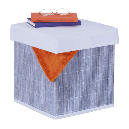 Pallet with storage space