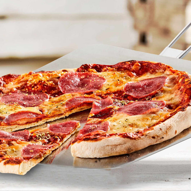 Lopata na pizzu s dřevěnou rukojetí