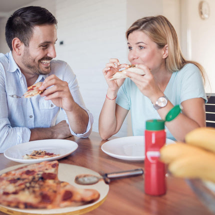 Prkénko na pizzu z bambusu, 2 ks, s pečicím papírem