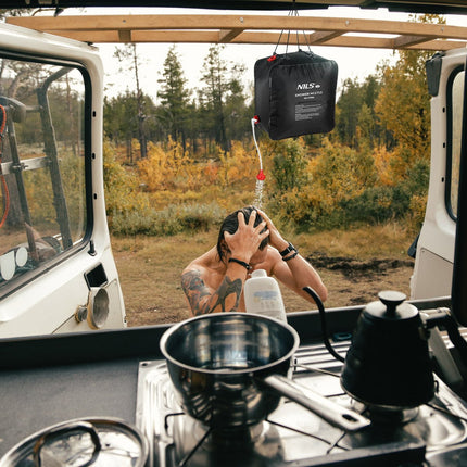 Přenosná kempingová sprcha 40 l