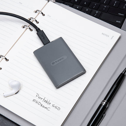 Přenosný SSD ESD360C USB-C 2TB 20Gbps (R2000/W2000 Mb/s)