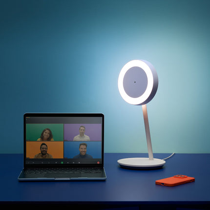 Chytrá stolní lampa Portrait pro videohovory, 600lm