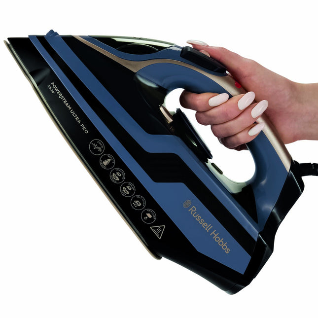 Výkonná napařovací žehlička s keramickou žehlicí plochou, 3100W