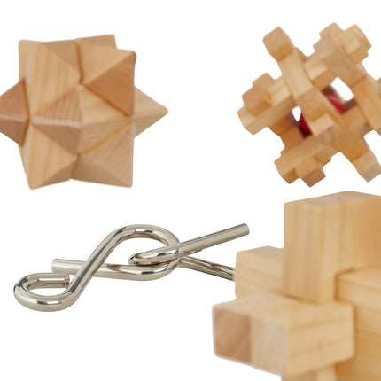 Puzzle ze dřeva a kovu