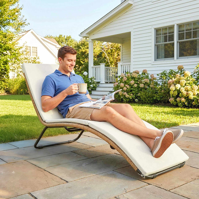 Ratanové lehátko s polštářem, ergonomické do tvaru S, 195 cm