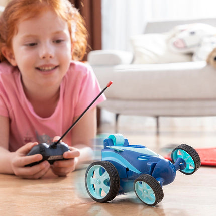 Dobíjecí kaskadérské auto na dálkové ovládání Loopsy InnovaGoods
