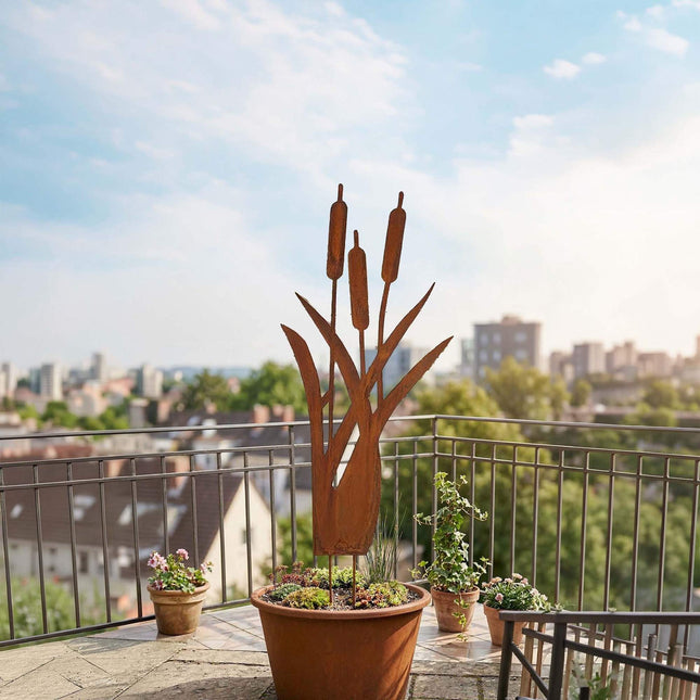 Reed Garden Stake – Rustic Rust Patina Outdoor Decor