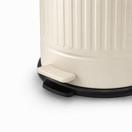 Retro Pedal Bin, 20L Beige – Soft-Close, Vintage Design