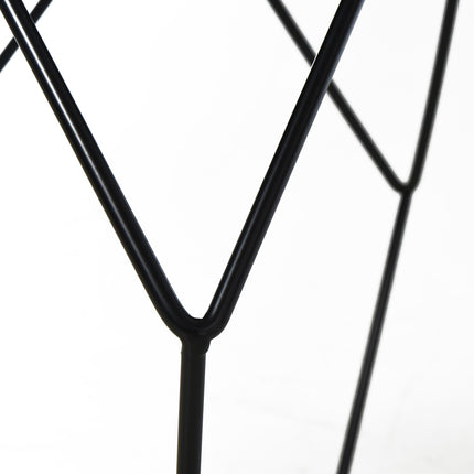 Round coffee table with storage - Metal basket design