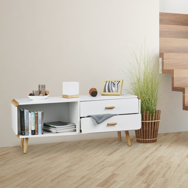 Komoda se zaoblenými hranami a úložným prostorem, severský design