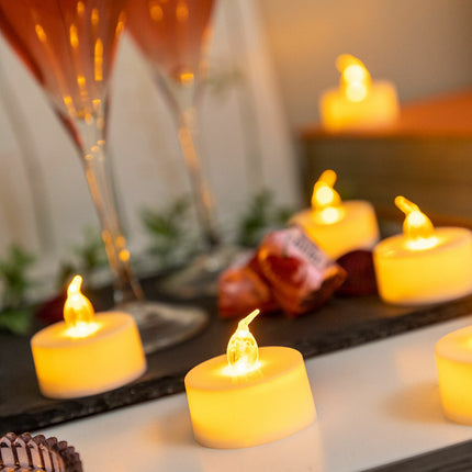 Sada LED čajových svíček Romandle InnovaGoods 12 ks