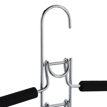 Several clothes hangers 5-pack