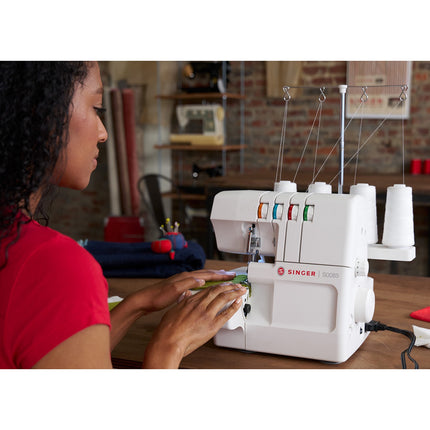 Singer 3/4-Thread Overlock Sewing Machine with Free Arm, Differential Feed