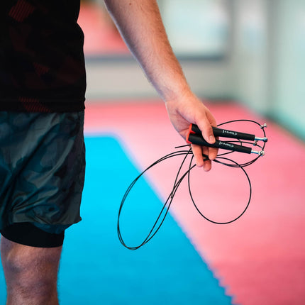 Rychlostní švihadlo – nastavitelné, lehká fitness pomůcka