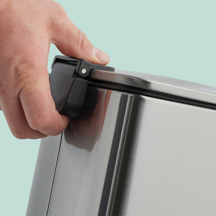 Quadratischer Treteimer 6L mit Müllbeuteln – Soft-Close, Freihandbedienung