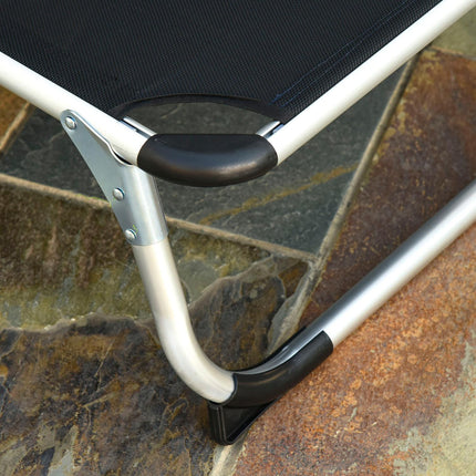 Polohovatelné lehátko z černé síťoviny, ergonomické a skládací