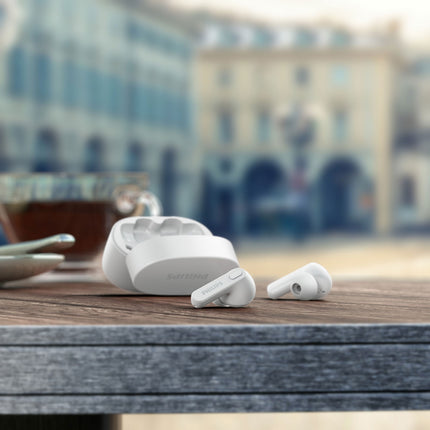 TAT2206WT True Wireless sluchátka, třída IPX4 (odolná proti stříkající vodě a potu) 6+18 hodin přehrávání. Bílá.