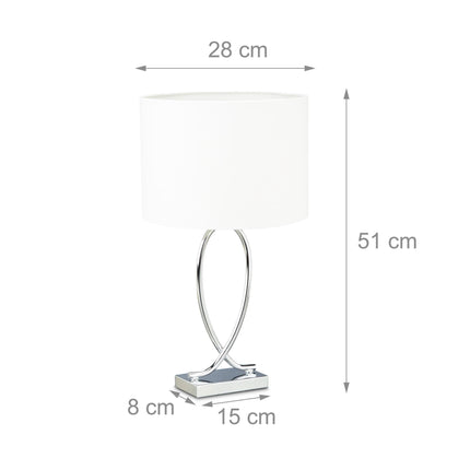 Stolní lampa se stříbrným látkovým stínítkem