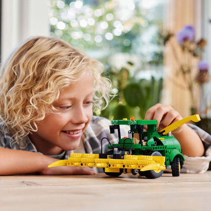Technic - John Deere 9700 sklízecí řezačka 42168