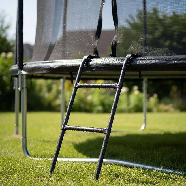Žebřík k trampolíně, černá ocel, zavěšovací design