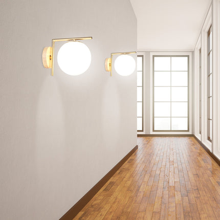 Nástěnná lampa GLOBI barva mosaz