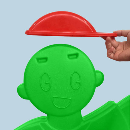 Výstražná figura pro děti s červenou vlajkou