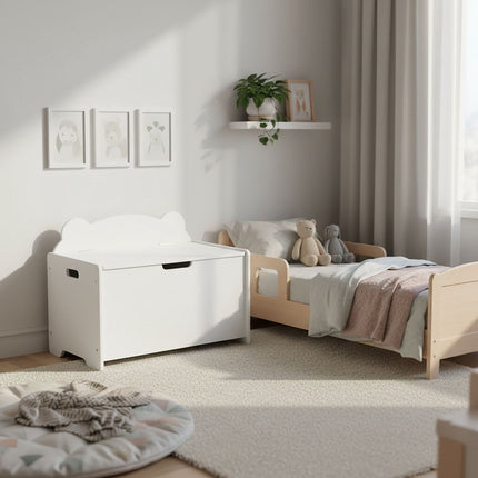Truhla na hračky s víkem – design silueta medvěda, bílá