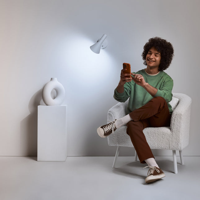 WiFi chytrá LED žárovka E14 svíčka 40W 470lm Filament, teplá-studená bílá