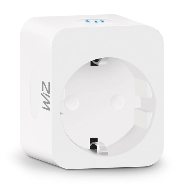 WiFi chytrá zásuvka s měřením spotřeby