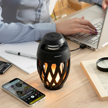 Bezdrátový reproduktor s LED efektem plamene Spekkle InnovaGoods