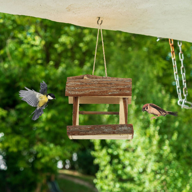 Vogelhäuschen aus Holz mit Aufhängung