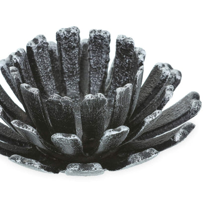 set of 2 flower-shaped tealight holders
